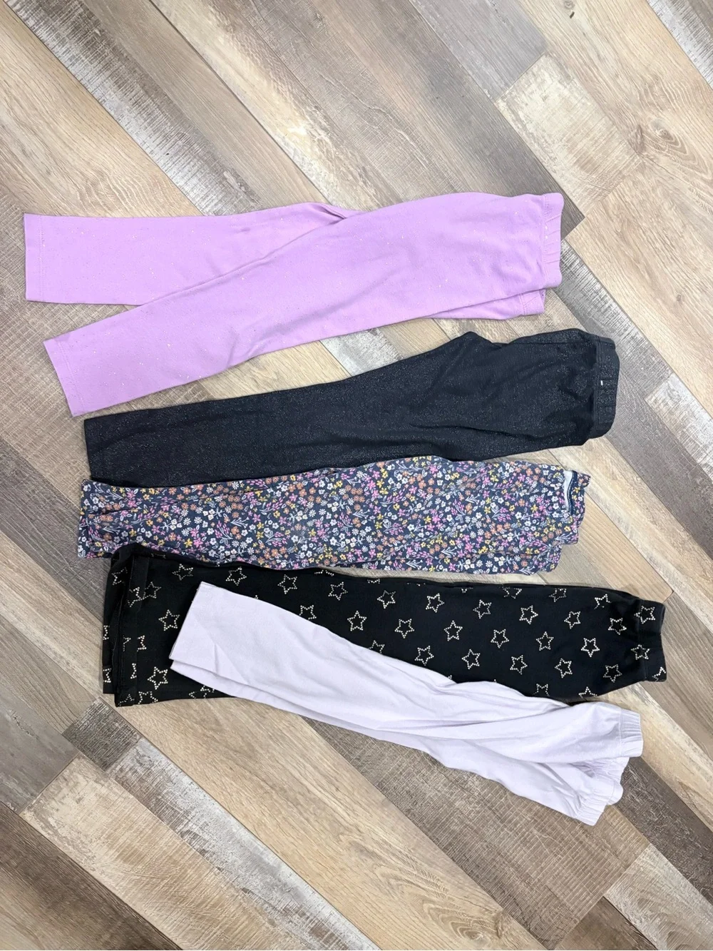 jumping beans Girls 5-Pack Leggings in Lavender, Black, Floral, and Light Pink
